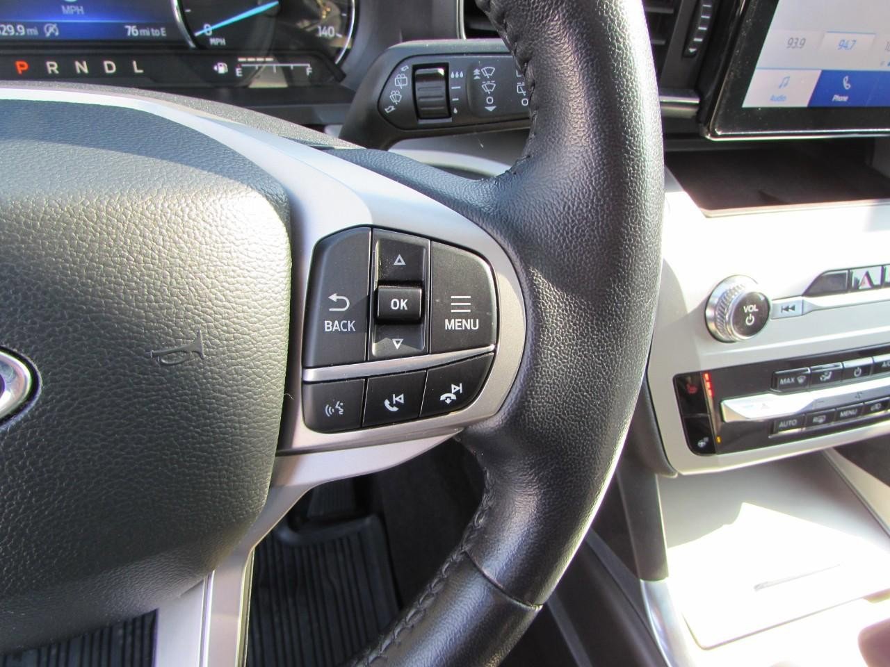 Used 2022 Ford Explorer XLT w/ Equipment Group 202A image 17