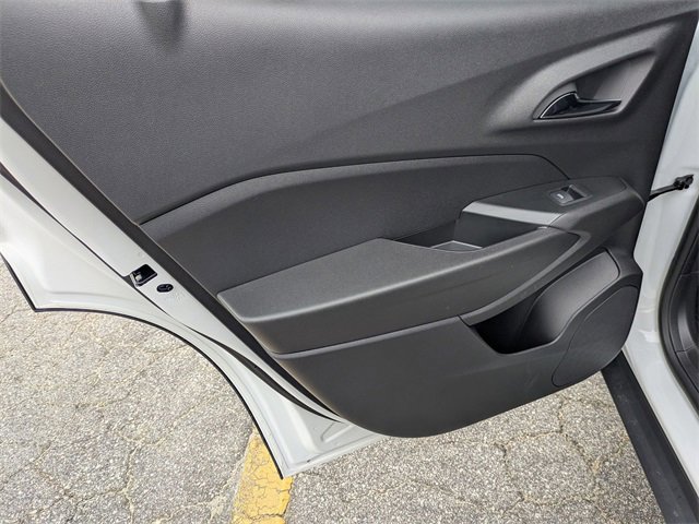 New 2026 Chevrolet Trax LT w/ Sunroof Package image 22