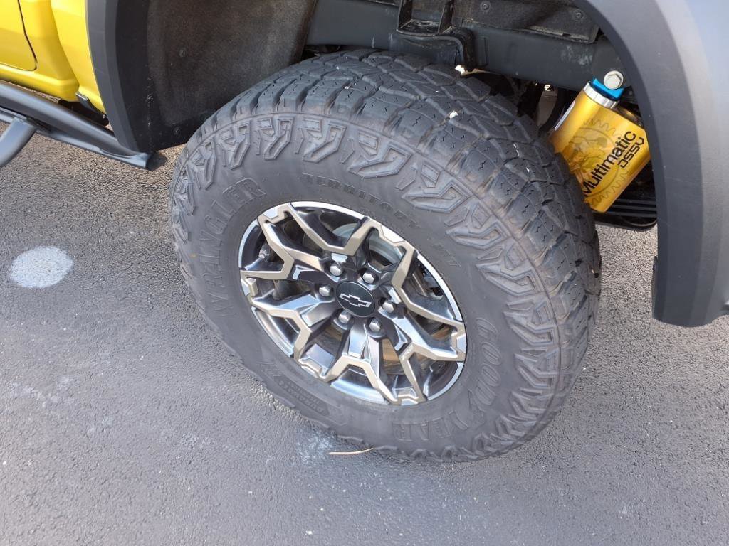 Used 2024 Chevrolet Colorado ZR2 image 7