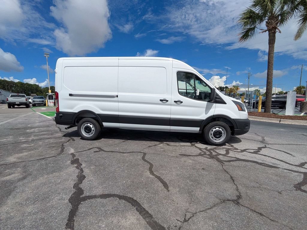 New 2026 Ford Transit 250 148 Medium Roof w/ Load Area Protection Package RWD image 3