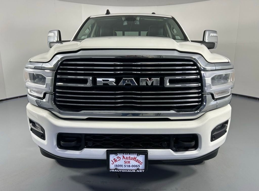 Used 2023 RAM 3500 Laramie AWD/4WD image 2