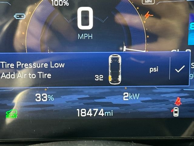 Used 2025 Chevrolet Equinox EV LT w/ Convenience Package image 18