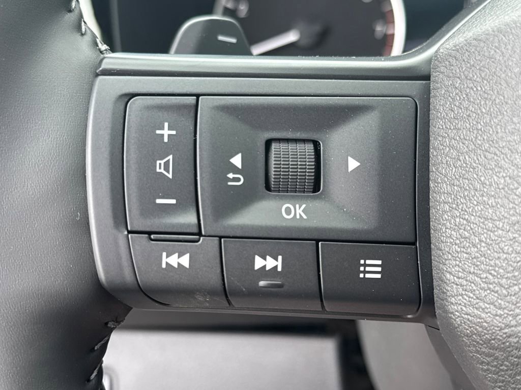 New 2026 Nissan Pathfinder SV w/ SV Premium Package image 36