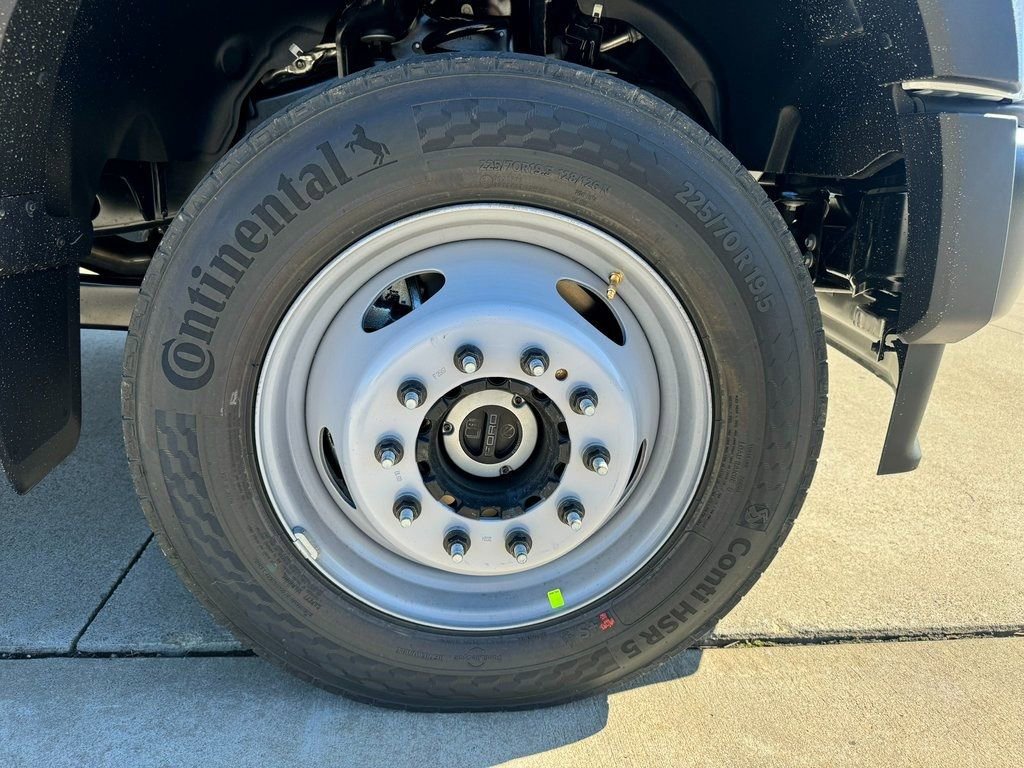 Used 2024 Ford F450 XL AWD/4WD image 23