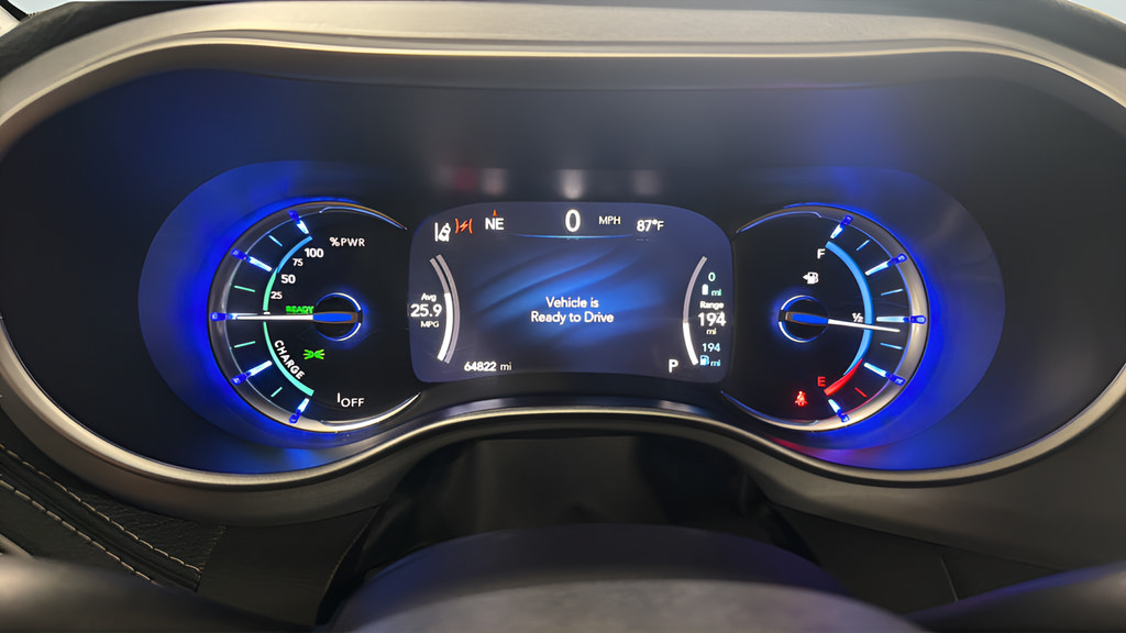 Used 2024 Chrysler Pacifica Limited FWD image 21
