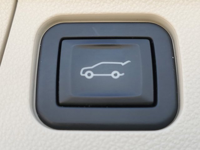 Used 2020 GMC Acadia Denali image 13