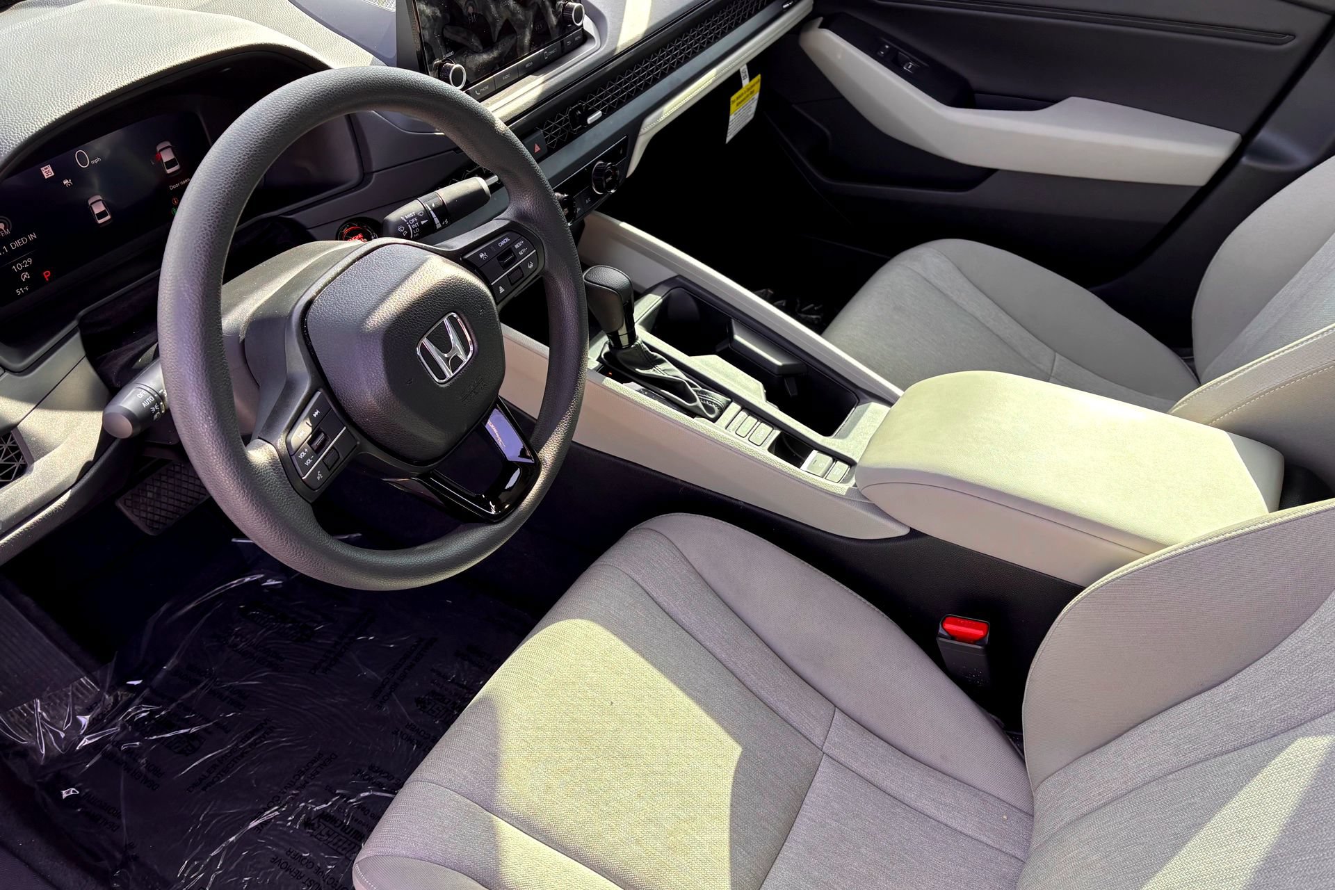Used 2025 Honda Accord SE image 8