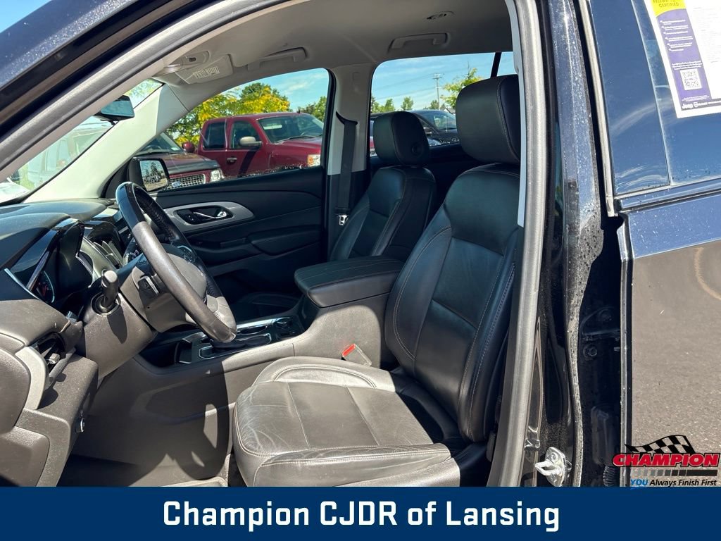 Used 2020 Chevrolet Traverse RS w/ LPO, Floor Liner Package FWD image 10