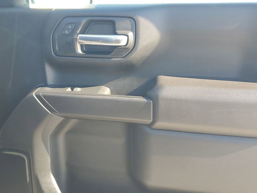 Used 2023 Chevrolet Silverado 1500 Custom image 42