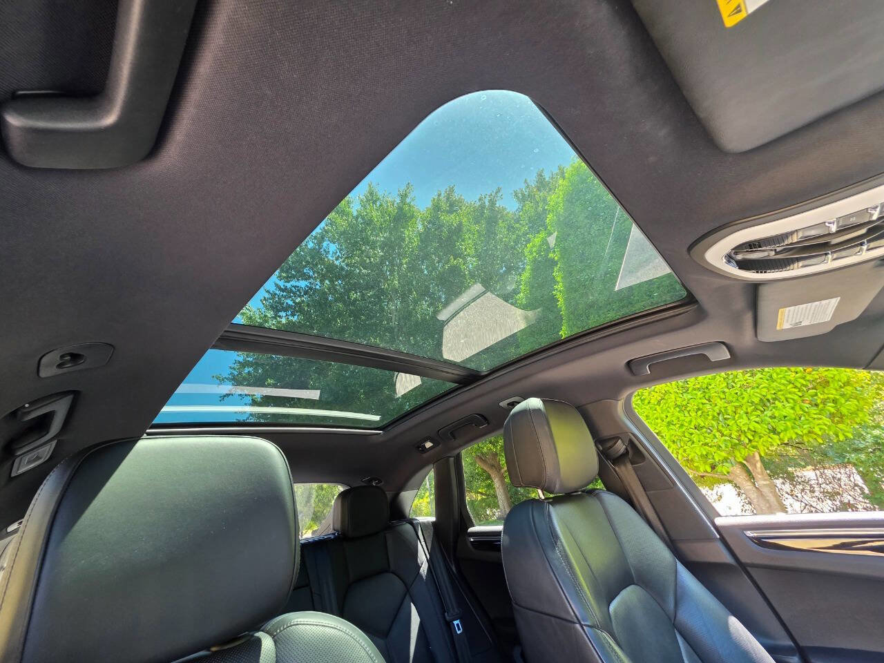 Used 2015 Porsche Macan S w/ Premium Package Plus AWD/4WD image 27