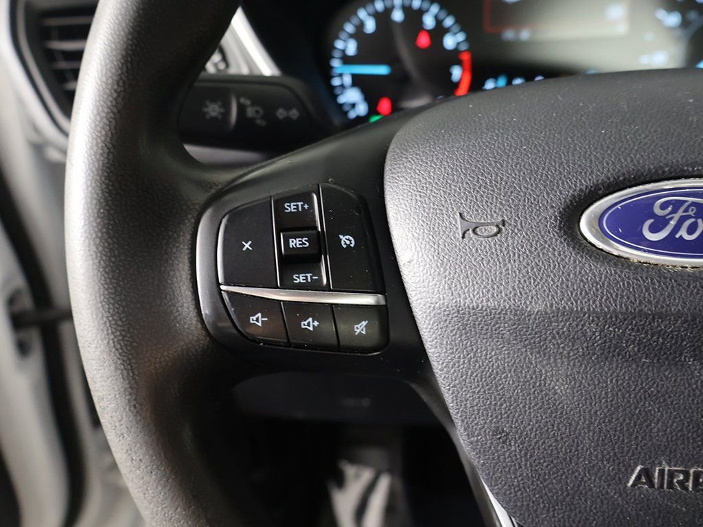Used 2021 Ford Escape SE image 35