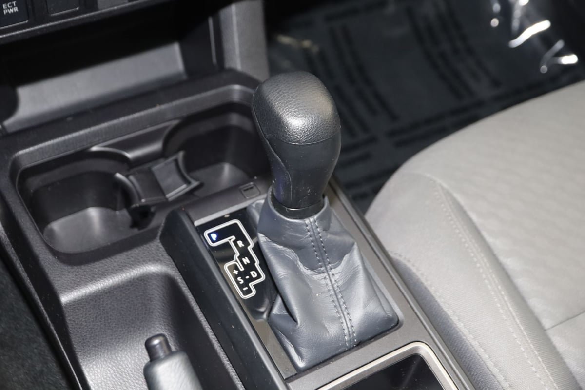 Used 2023 Toyota Tacoma SR AWD/4WD image 7