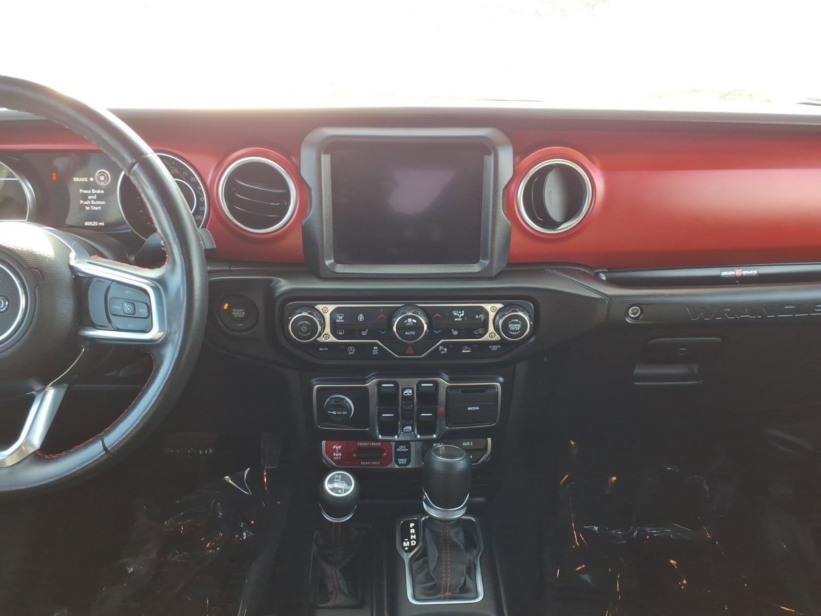 Used 2023 Jeep Wrangler Unlimited Rubicon w/ LED Lighting Group image 29