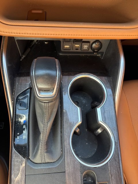 Used 2020 Toyota Highlander Platinum image 8