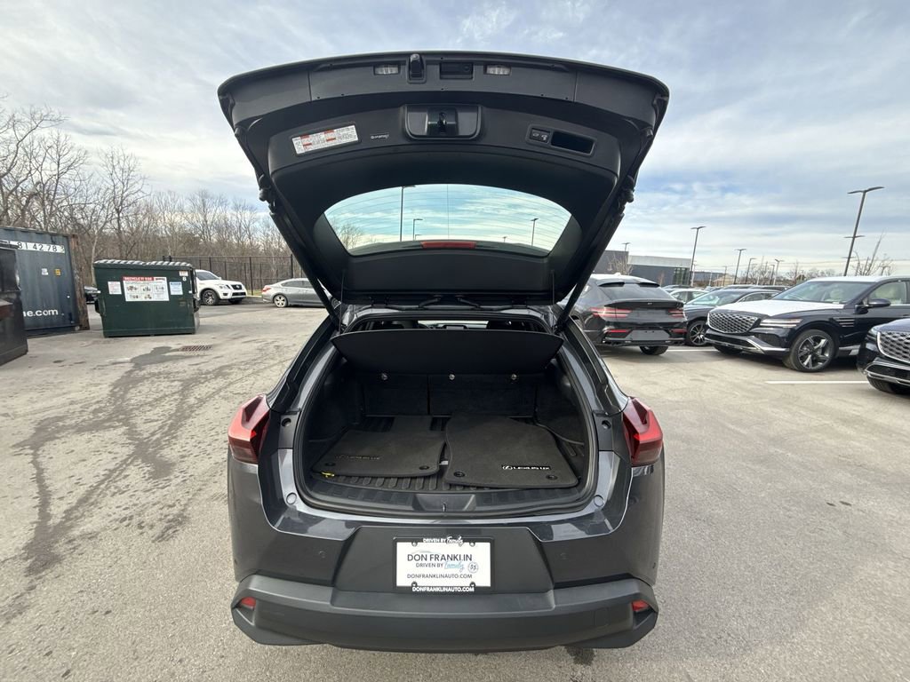 Used 2023 Lexus UX 250h AWD w/ Premium Package image 23
