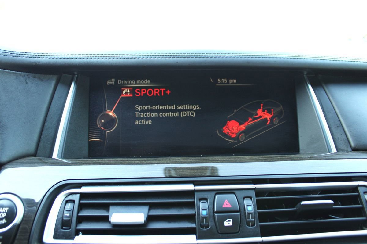 Used 2015 BMW 750Li RWD image 22