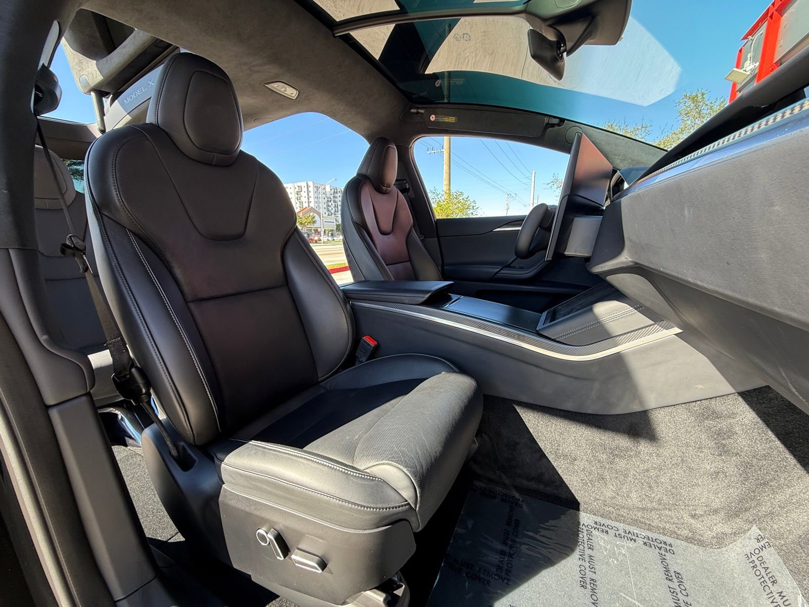 Used 2022 Tesla Model X Plaid image 17