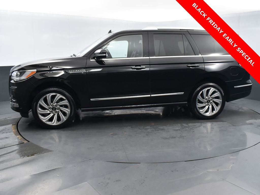 Used 2022 Lincoln Navigator Reserve image 5