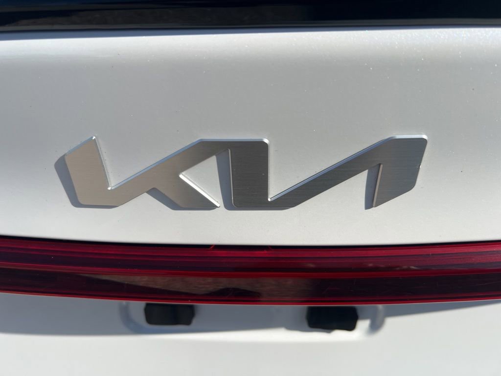 Certified 2023 Kia Forte GT-Line FWD image 32