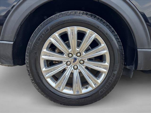 Used 2020 Ford Explorer Limited w/ Class III Trailer Tow Package AWD/4WD image 23