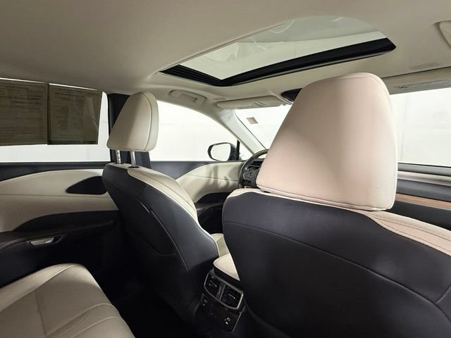 Used 2023 Lexus RX 350 Premium Plus w/ Accessory Package AWD/4WD image 32