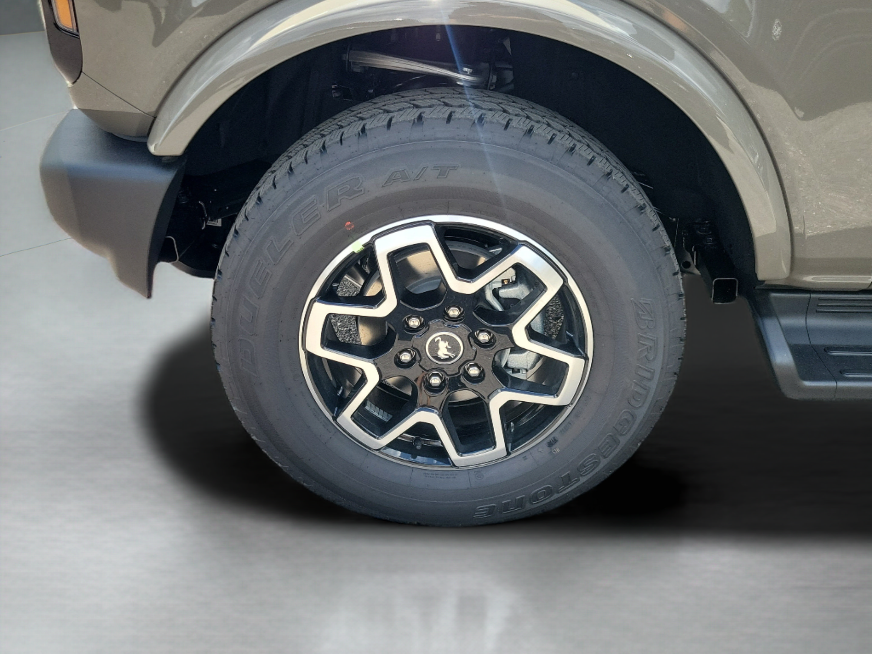 New 2026 Ford Bronco Outer Banks AWD/4WD image 30