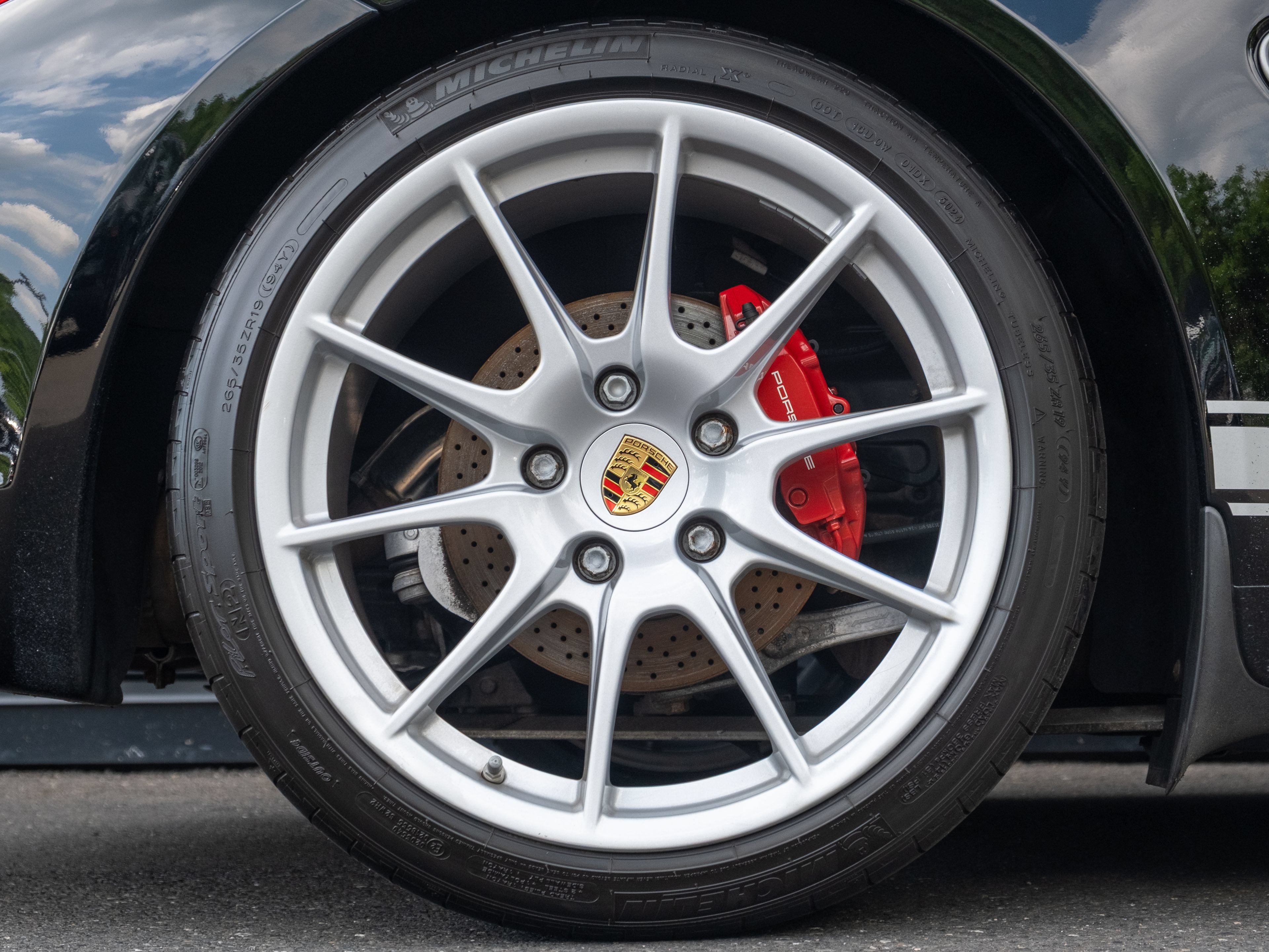 Used 2011 Porsche Boxster Spyder RWD image 14