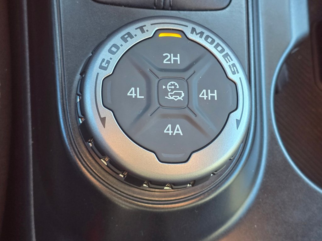Used 2023 Ford Bronco Black Diamond w/ Sasquatch Package AWD/4WD image 48