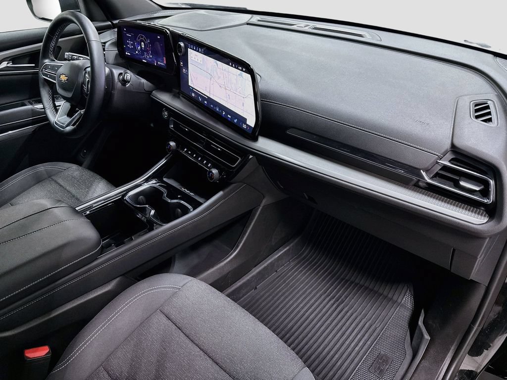 Used 2026 Chevrolet Traverse LT w/ LPO, Floor Liner Package FWD image 31