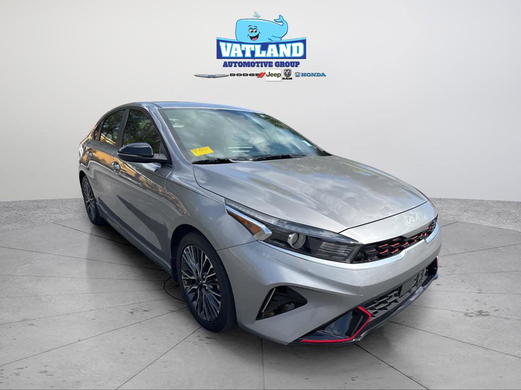 Used 2024 Kia Forte GT-Line w/ GT-Line Premium Package image 3