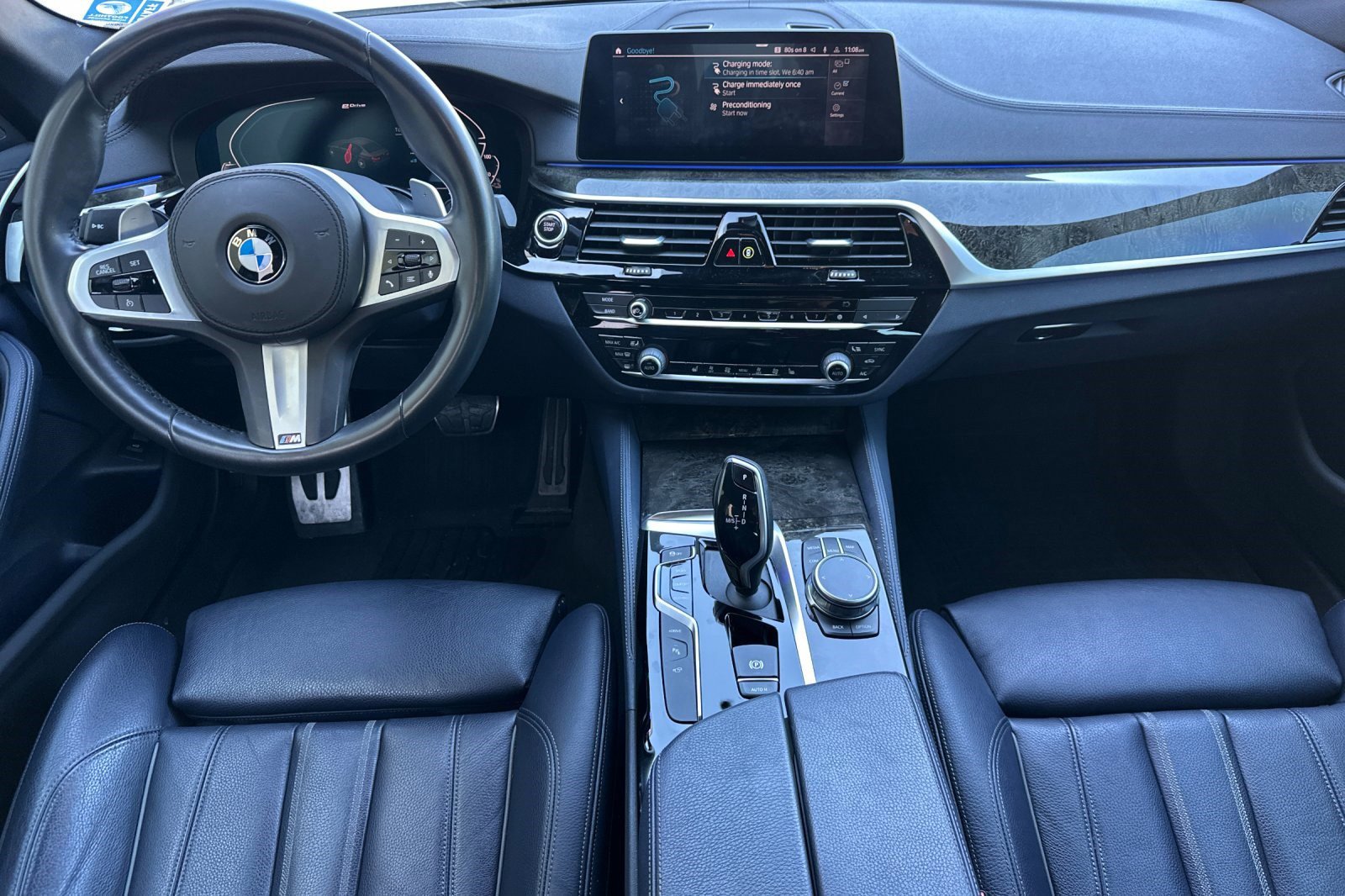 Used 2020 BMW 530e w/ M Sport Package image 17