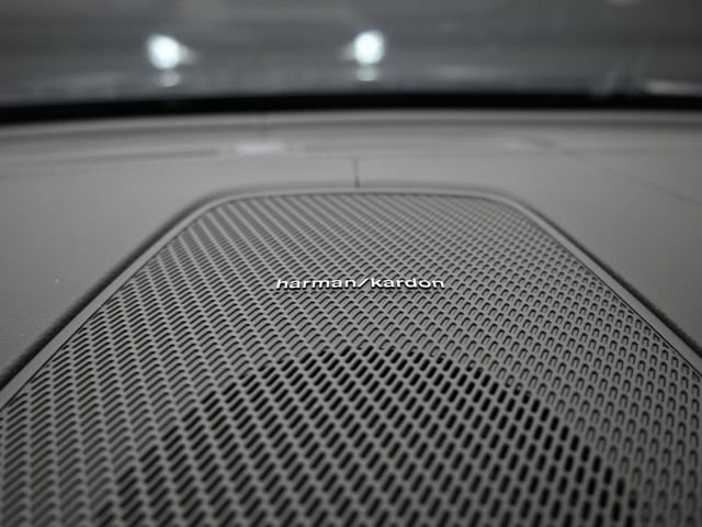 New 2026 Volvo XC60 B5 Ultra w/ Protection Package Premier image 30