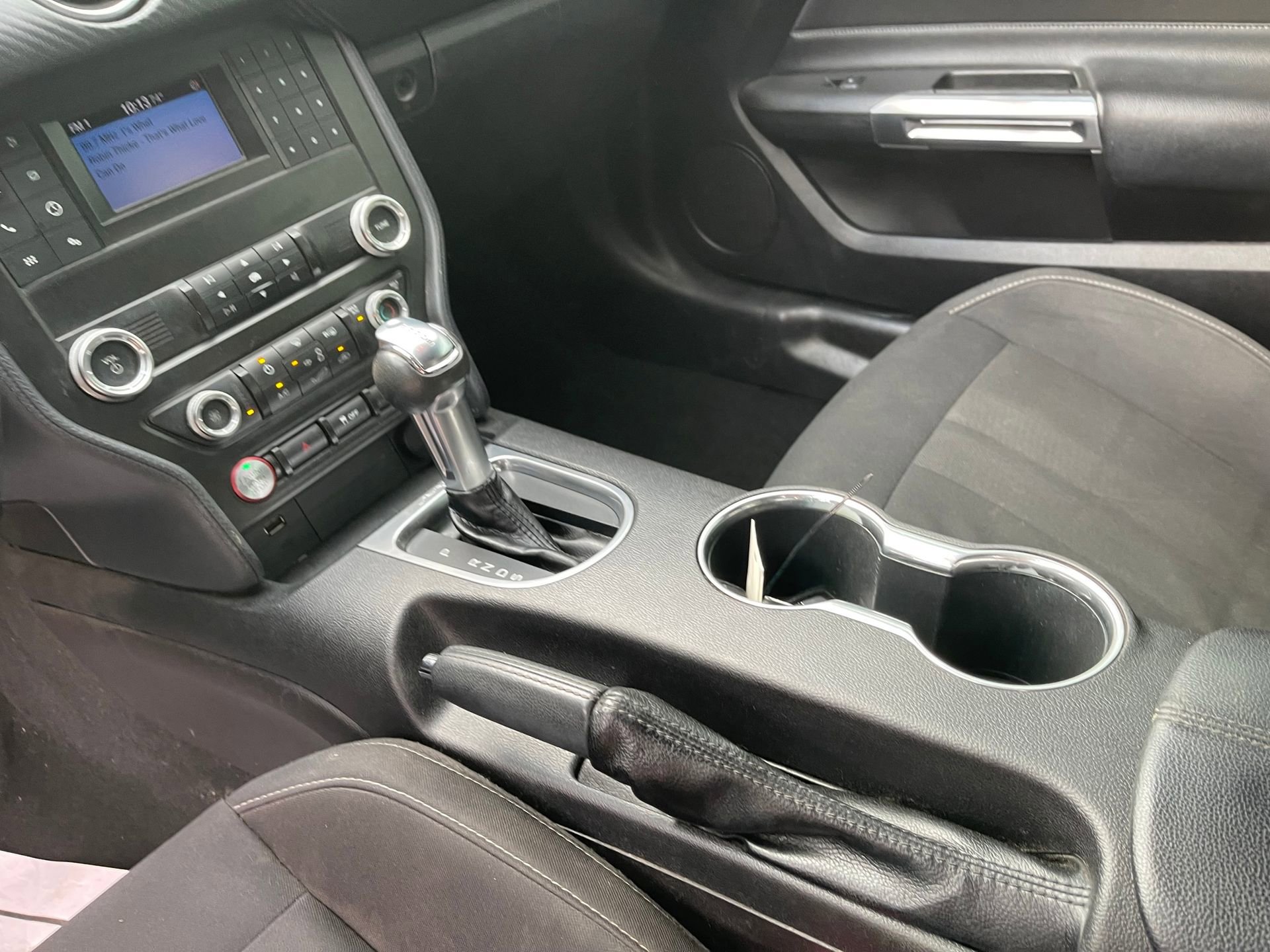 Used 2019 Ford Mustang EcoBoost w/ Black Accent Package image 18