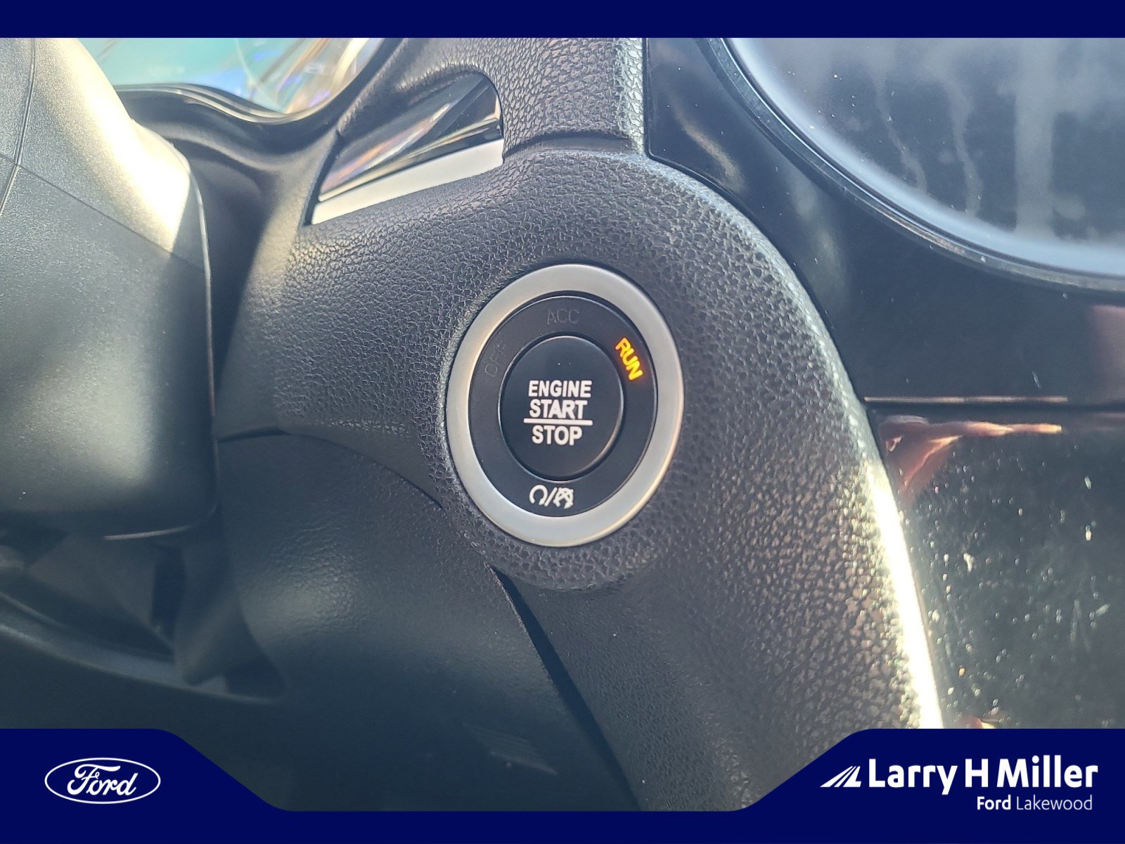 Used 2019 Chrysler 300 S image 30