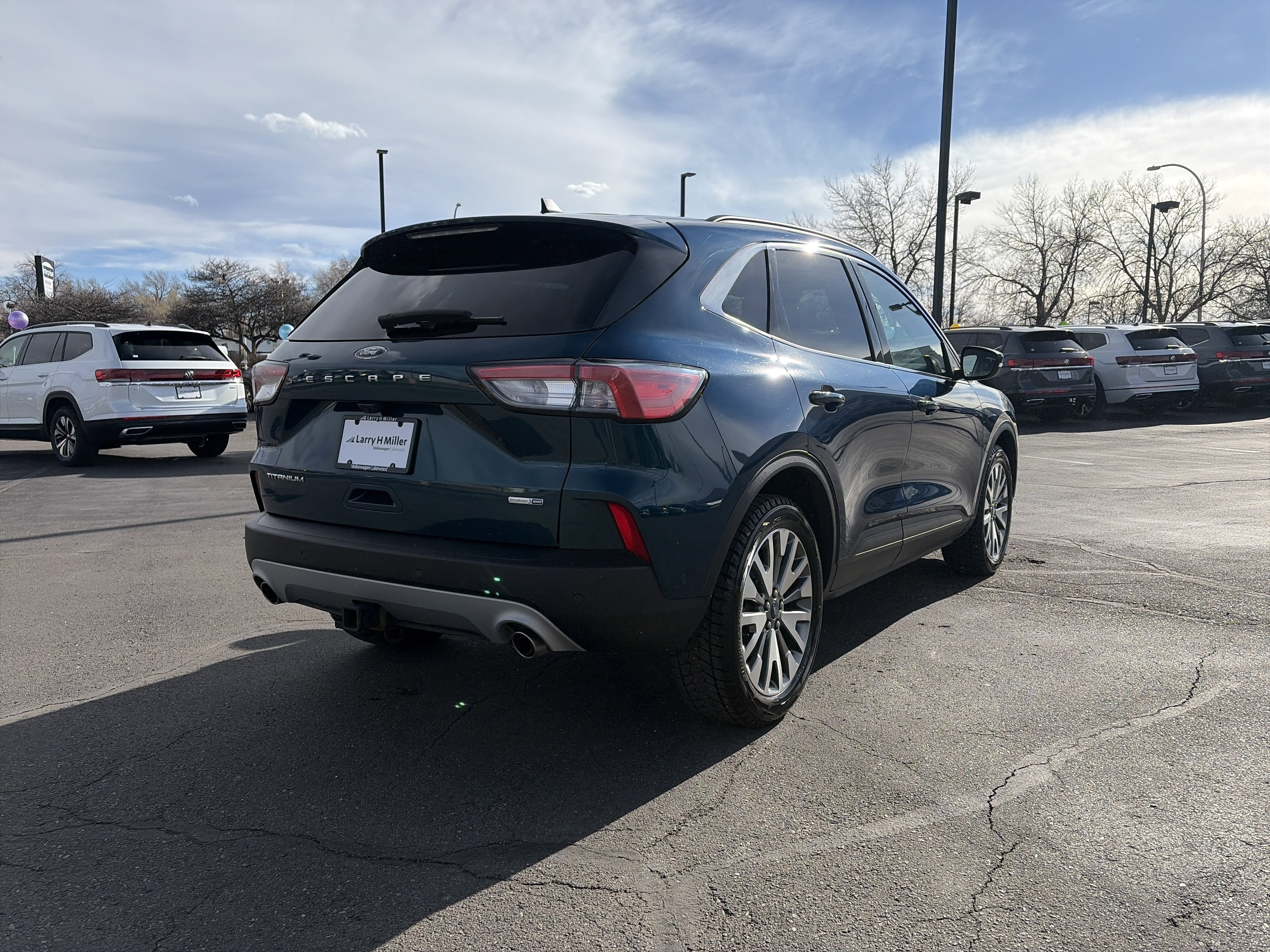 Used 2020 Ford Escape Titanium image 5