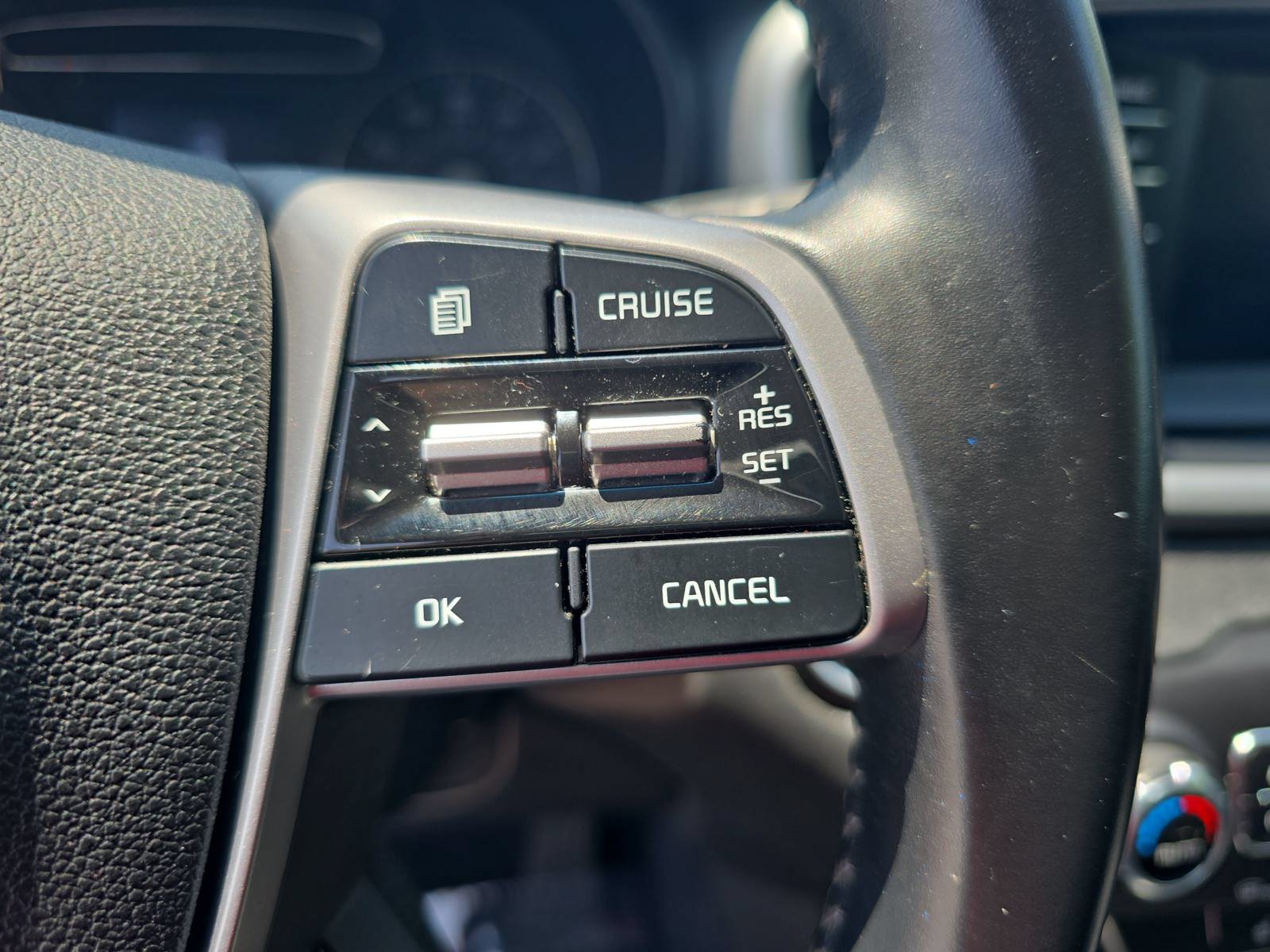 Used 2020 Kia Sorento S FWD image 18