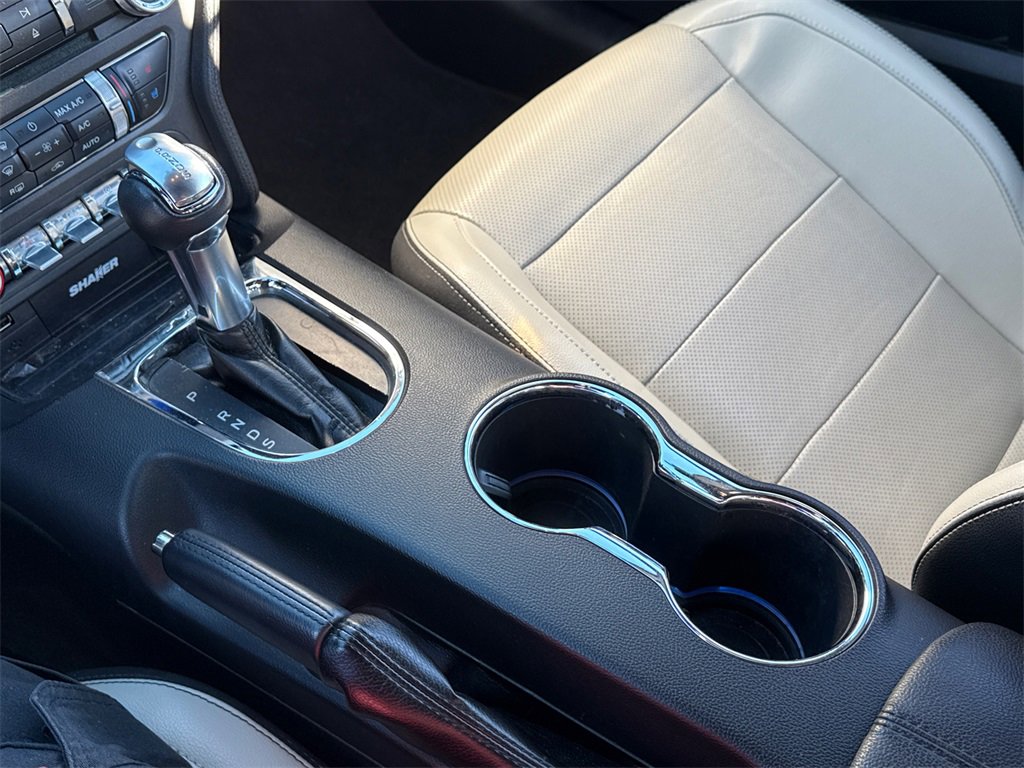 Used 2017 Ford Mustang Premium image 12