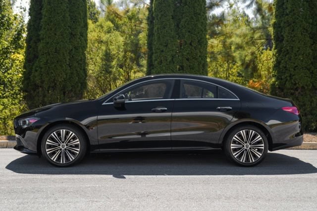 Used 2023 Mercedes-Benz CLA 250 4MATIC w/ Premium Package image 5