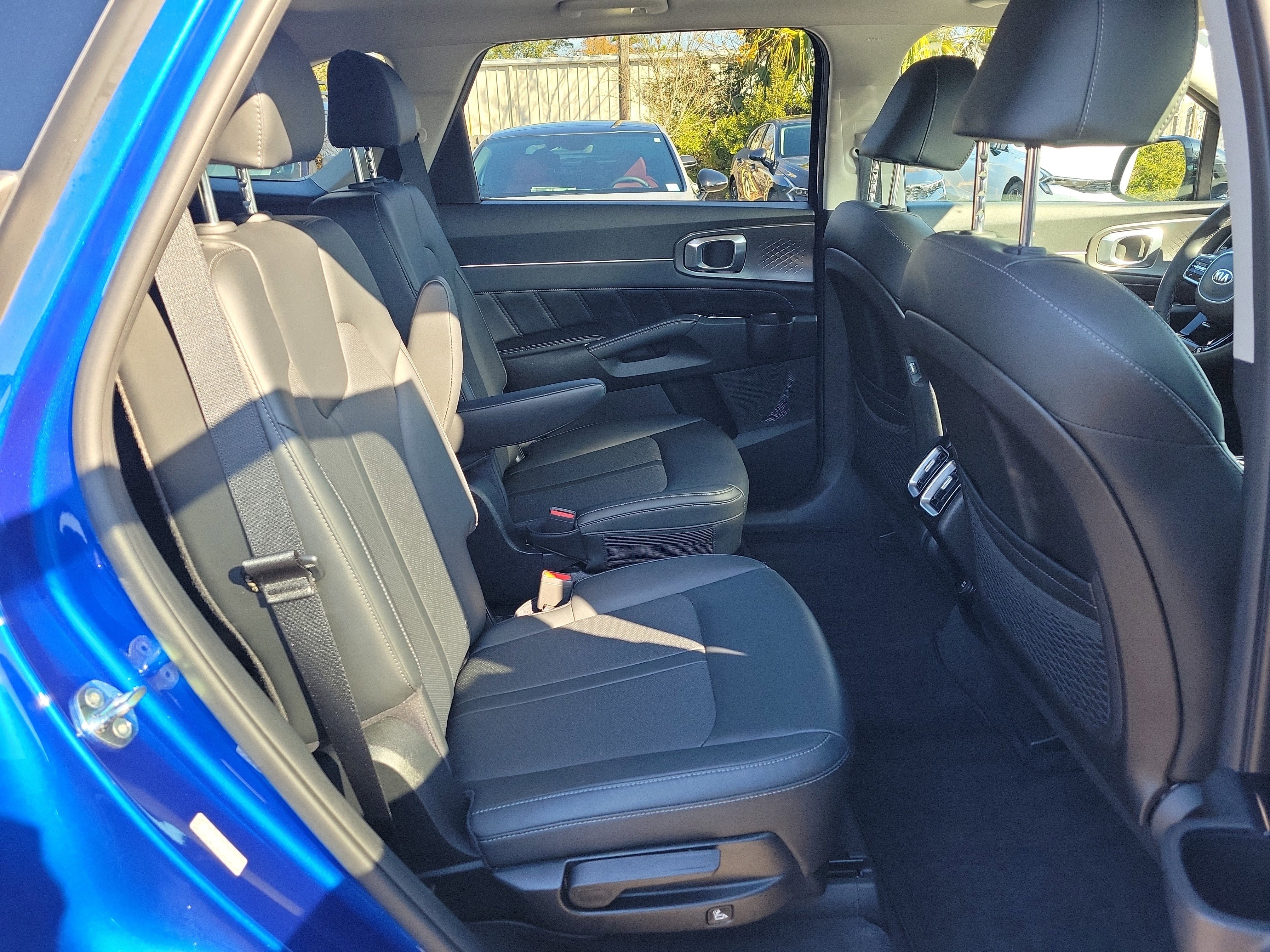 Certified 2021 Kia Sorento SX image 12