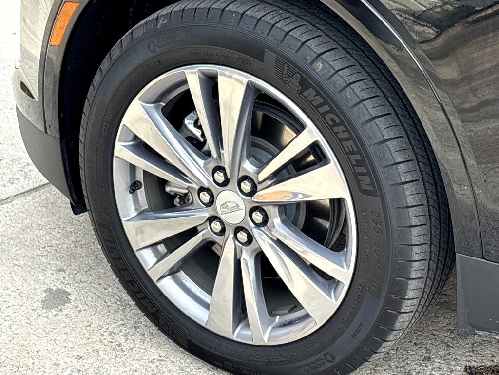 Certified 2025 Cadillac XT5 Premium Luxury image 24