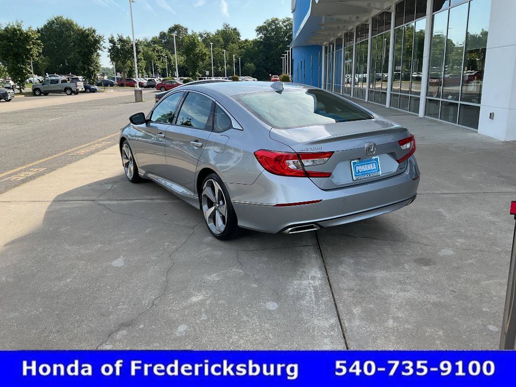 Used 2018 Honda Accord Touring image 4
