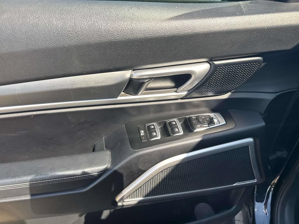 Used 2020 Kia Telluride LX AWD/4WD image 26