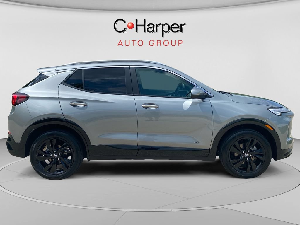 Used 2025 Buick Encore GX Sport Touring AWD/4WD image 2