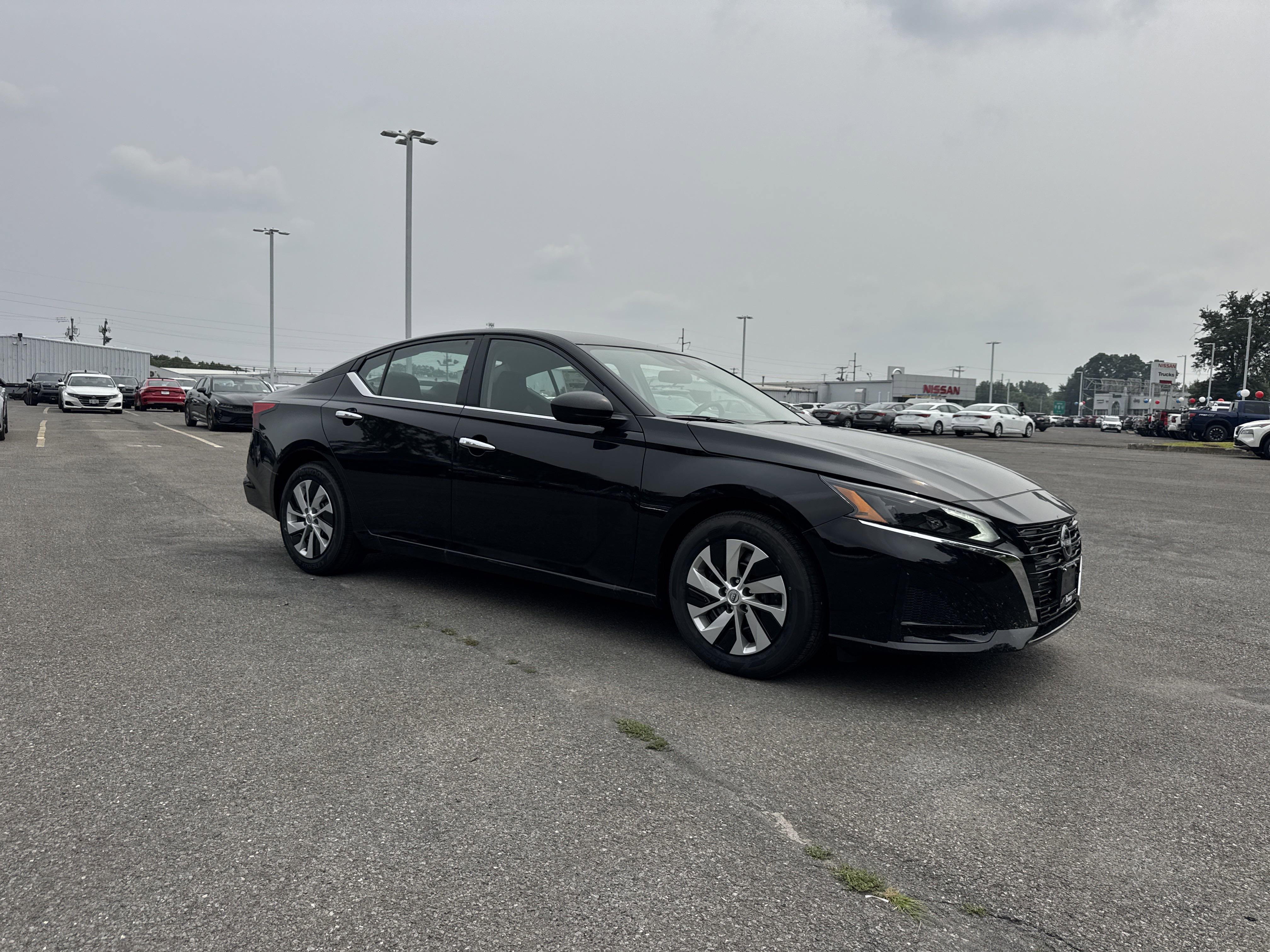 New 2025 Nissan Altima 2.5 S image 3