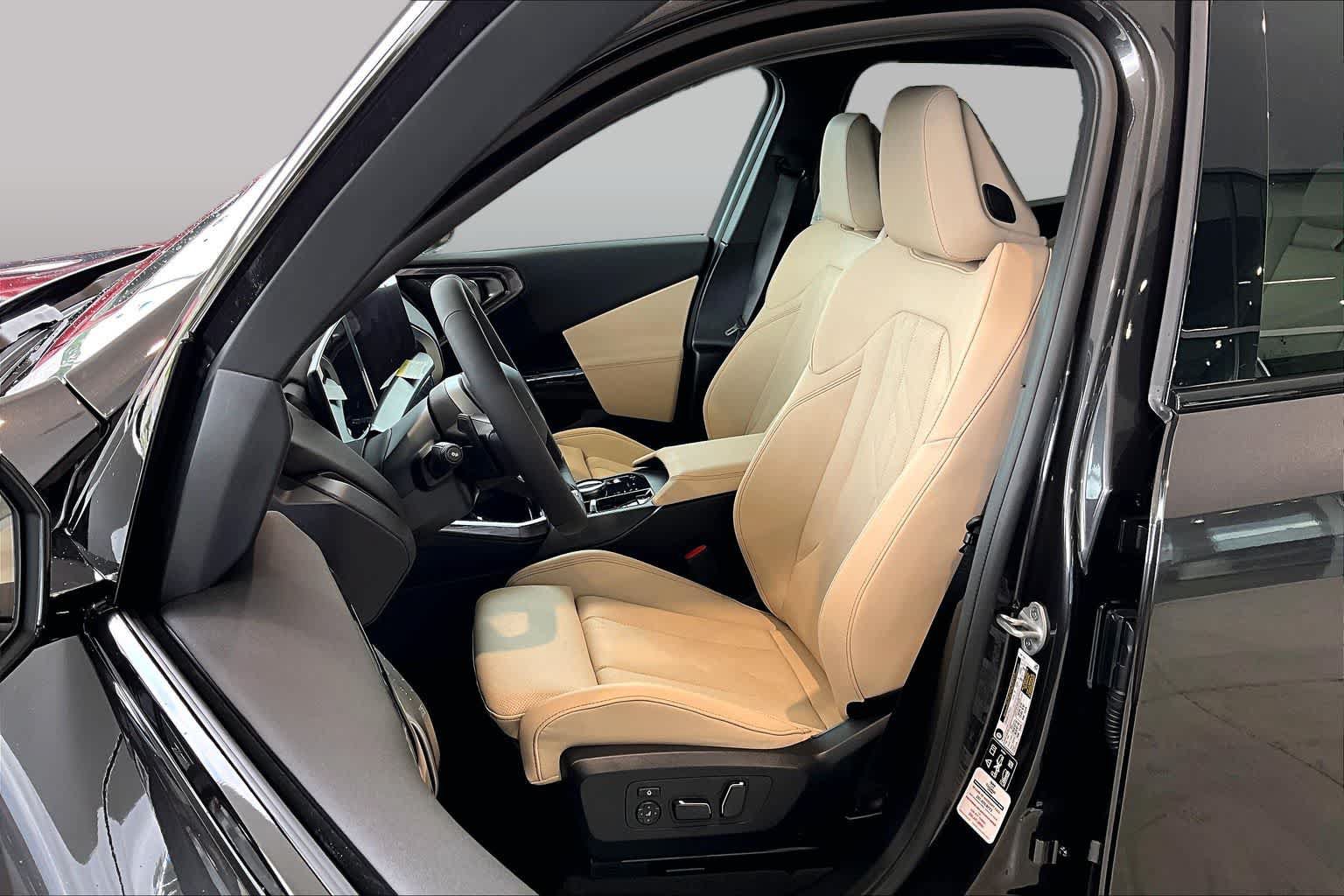 New 2026 BMW X3 xDrive30i w/ Premium Package AWD/4WD image 9