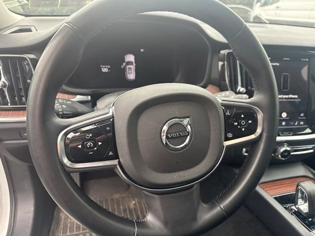 Used 2024 Volvo V60 B5 Cross Country Plus AWD/4WD image 17