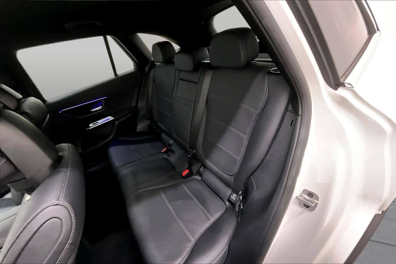Used 2025 Mercedes-Benz GLC 300 4MATIC image 20