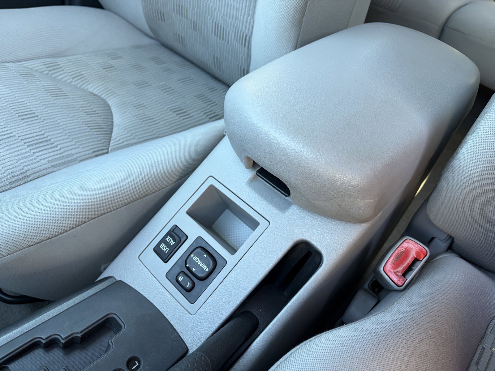 Used 2012 Toyota RAV4 4WD w/ Value Pkg image 19