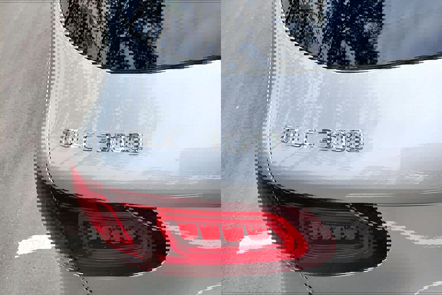 Used 2022 Mercedes-Benz GLC 300 image 30