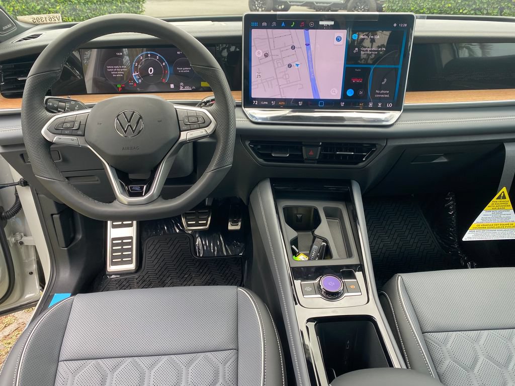 New 2026 Volkswagen Tiguan SEL R-Line AWD/4WD image 30